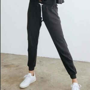 Perfectwhitetee sz XS slate grey Jogger Sweatpants good pre owned condition